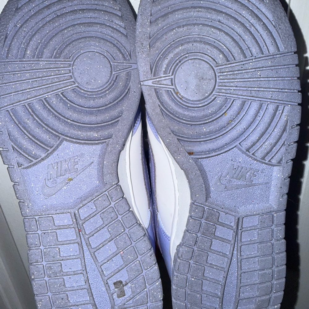 Nike Women's Athletic Shoes in Purple and White - Picture 5 of 5
